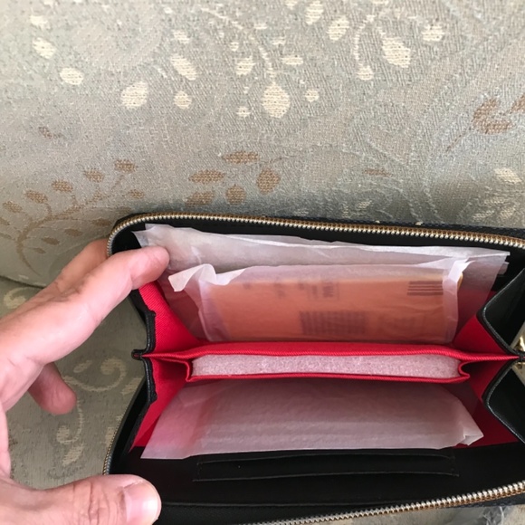 DB Cotton Quilt Zip-Around Phone Wristlet/NavyBlk - Picture 3 of 5